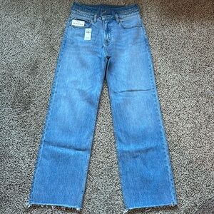 Abercrombie & Fitch The 90s Relaxed Jean Size 6R